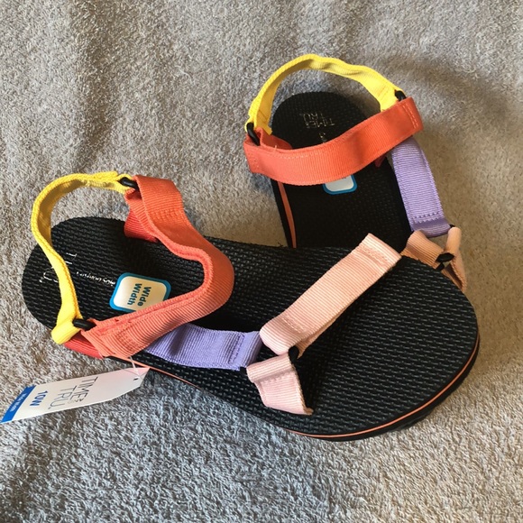 BNOB Time andTru wide width Multi Color Velcro strap sandals cushion sole - Picture 3 of 6